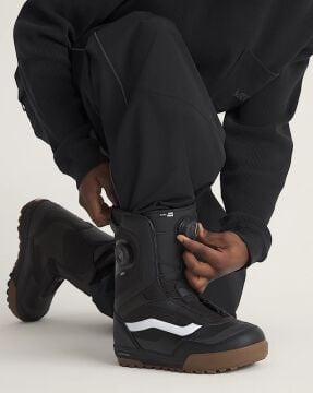 Vans Aura Pro 2.0 BLACK/WHITE/GUM  2027