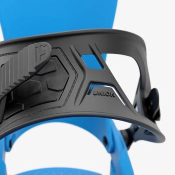 Union Strata Snowboard Bindings 2025 Blue